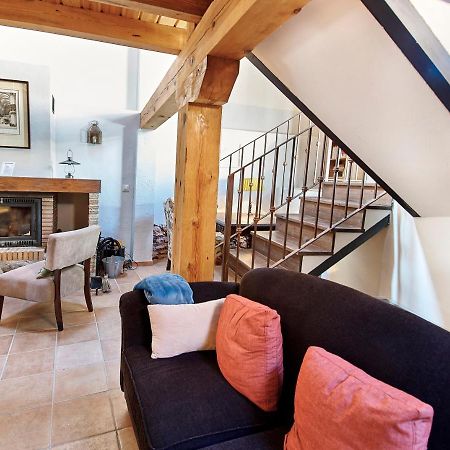 Hestia Vut Villa Ayllon Luaran gambar