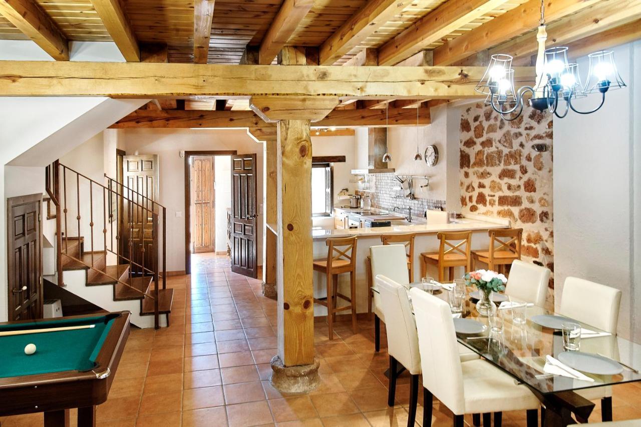 Hestia Vut Villa Ayllon Luaran gambar