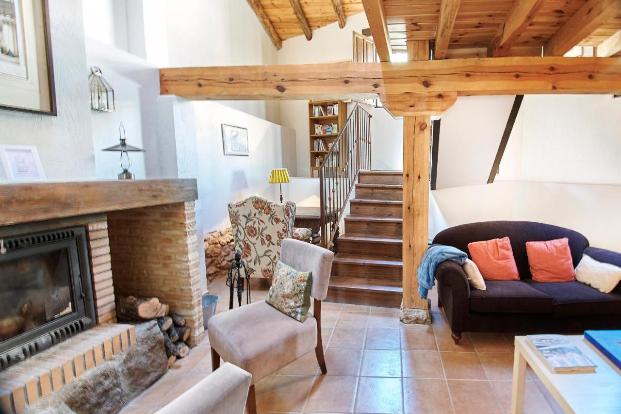 Hestia Vut Villa Ayllon Luaran gambar