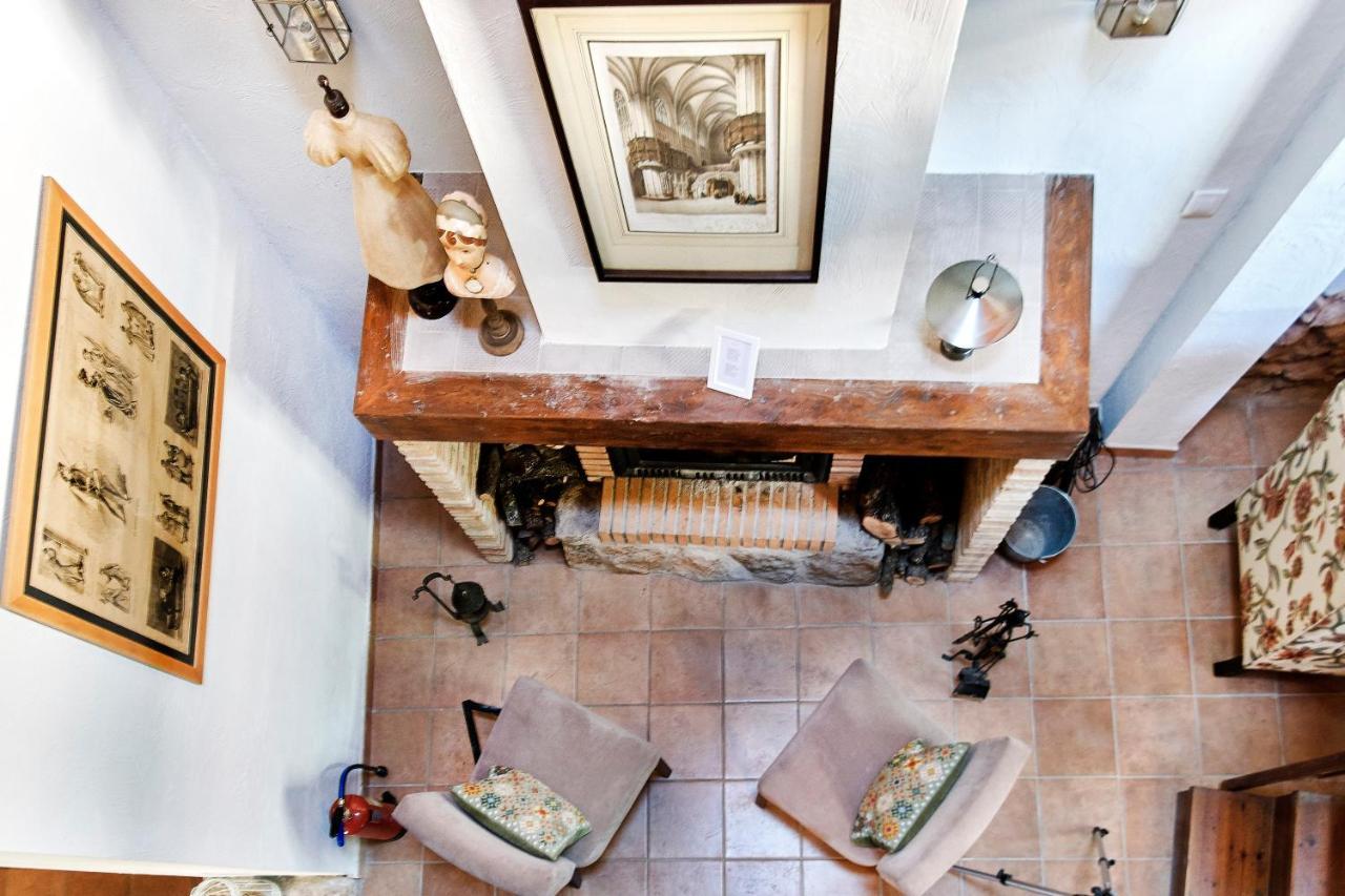 Hestia Vut Villa Ayllon Luaran gambar